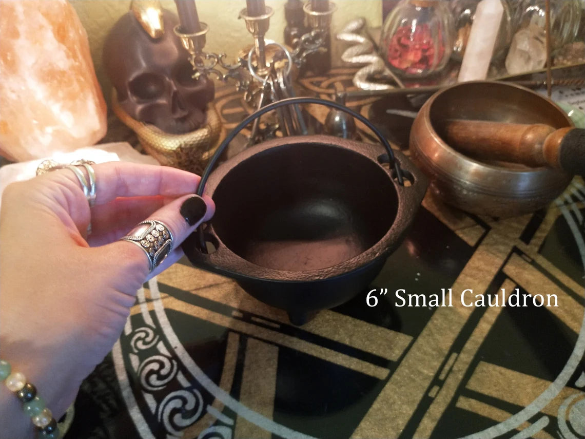Mini Cast Iron Cauldron | Witches Cauldron | Incense burner | Spells