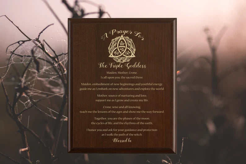Triple Goddess Wiccan Prayer Plaque | Triquetra Design