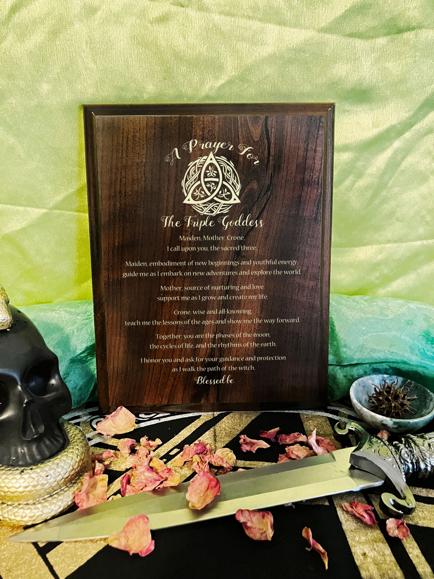 Triple Goddess Wiccan Prayer Plaque | Triquetra Moon Design